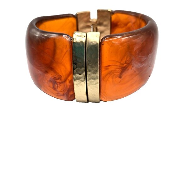 Fabulous Marbled Butterscotch Lucite and Gold Trim Hinged Cuff Bracelet - Picture 1 of 9